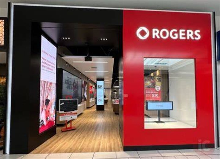 Rogers coming back as first openly gay player in MLS