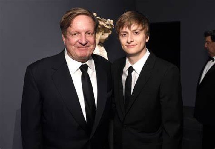 Ron Burkle&rsquo;s Son Andrew Burkle Bio, Wiki, Age, Suicide, Parents, Family