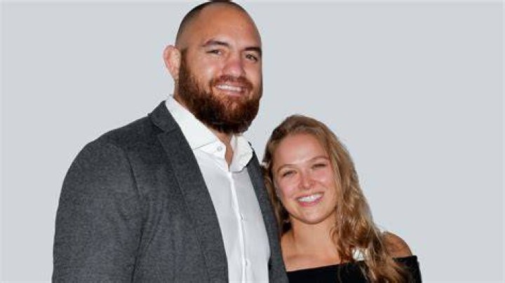 Ronda Rousey takes partner and mother to Erasing The Stigma Leadership