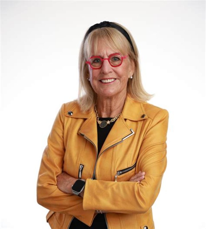 Ronda Stryker to receive YWCA Lifetime Woman of Achievement award