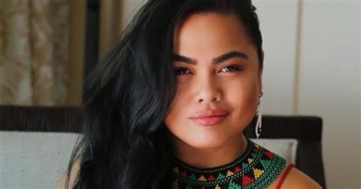 Roslynn Alba Cobarrubias, Filipino media figure, dies at 43 Los