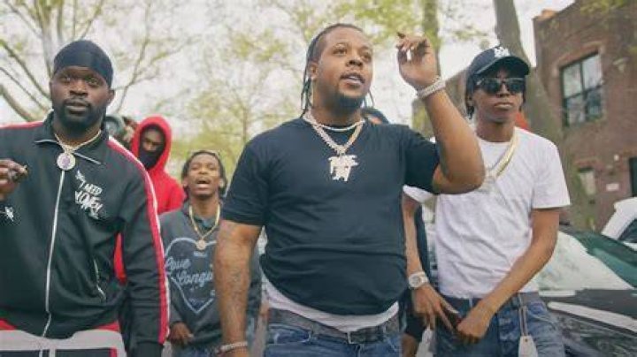 Rowdy Rebel connects with Dee Billz for "SPOTTEMGOTTEM"