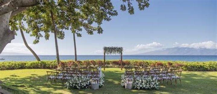 Royal Lahaina Resort Destination Weddings & Honeymoons