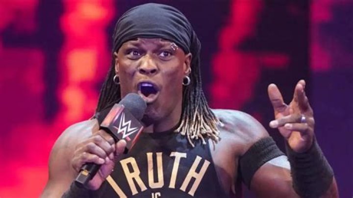 RTruth 2024 Wife, net worth, tattoos, smoking & body facts Taddlr
