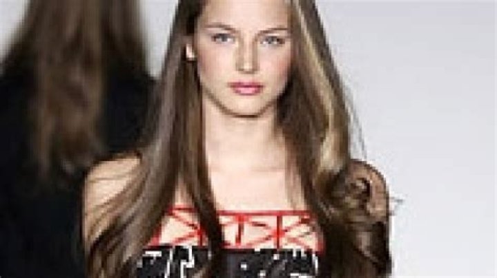Ruslana Korshunova Biography, Height & Life Story Super Stars Bio