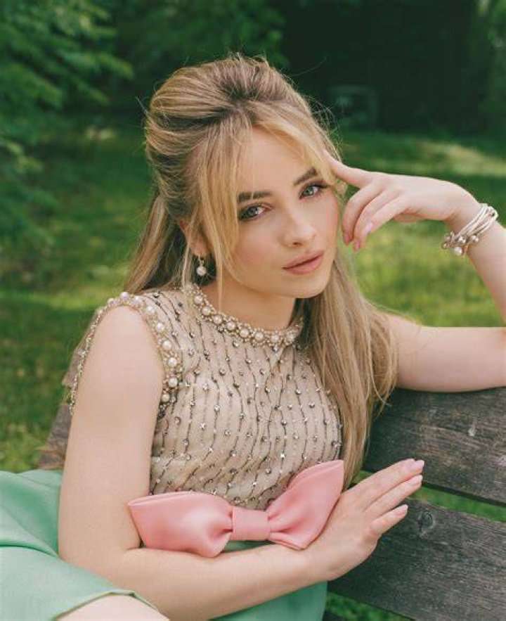 Sabrina Carpenter A Nocturnal Blooming &mdash; Flaunt Magazine Estilo