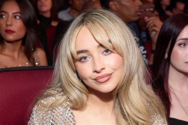Sabrina Carpenter JaymyKelsie