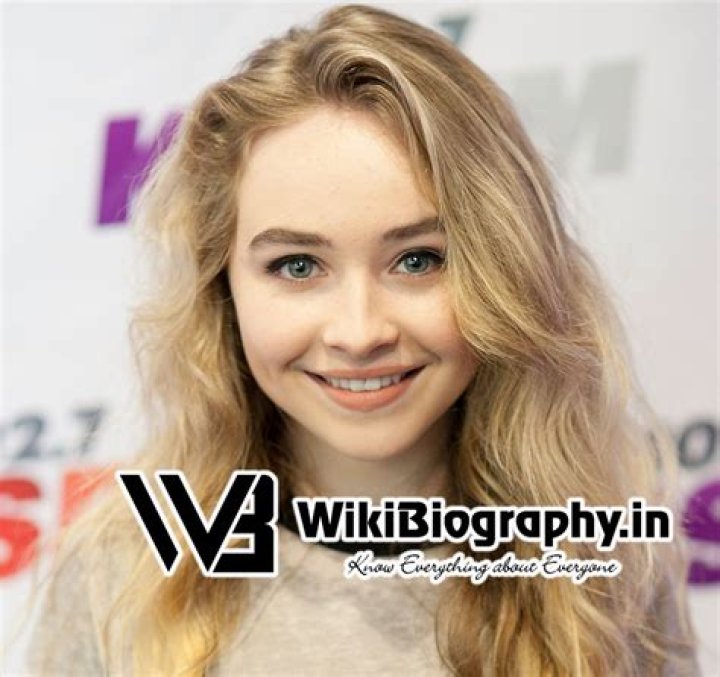 Sabrina Carpenter (Singer/Actress) Wiki, Height, Age, Boyfriend