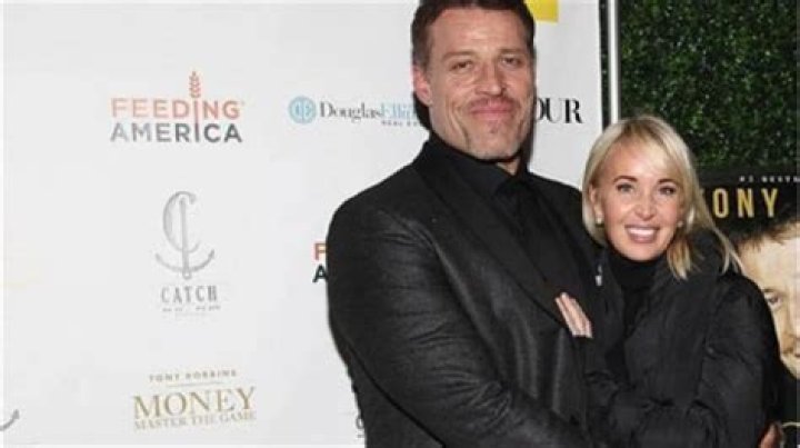Sage Robbins bio age, height, husband, career, net worth, divorce