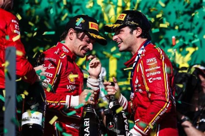 Sainz va para Ferrari y Ricciardo a McLaren Drivers Magazine