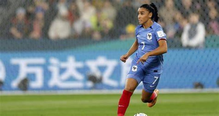 Sakina Karchaoui origine, &eacute;quipes, tout savoir sur la joueuse Legit.ng