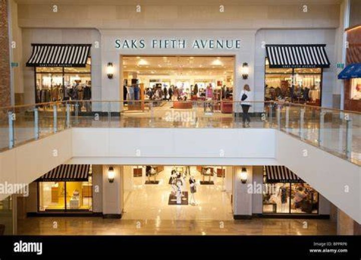 SAKS FIFTH AVENUE LAS VEGAS, The Fashion Show Mall (162,000 SF