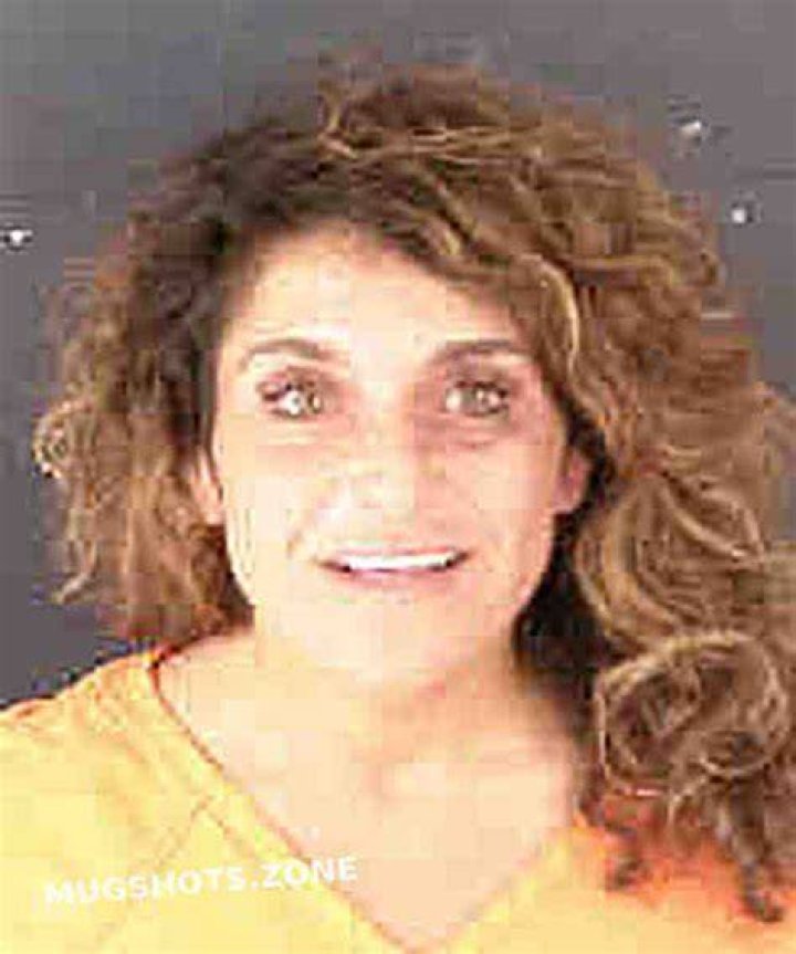 SALEM JENNIFER 01/28/2023 Sarasota County Mugshots Zone