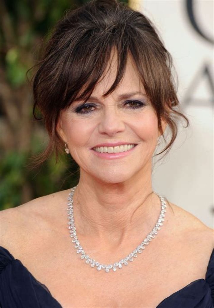 Sally Field. Versatile actress, timeless beauty Sally field, Famous