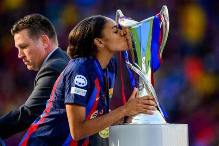 Salma Paralluelo 5 things to know about Spain&rsquo;s most beautiful player