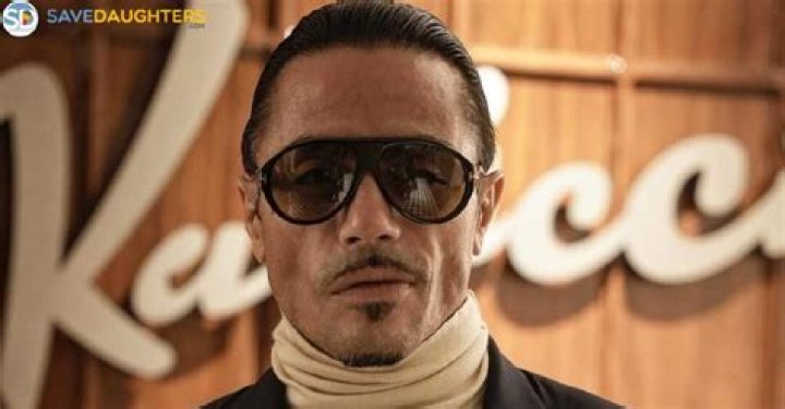 Salt Bae Wife, Net Worth, News, Parents, Height, Weight