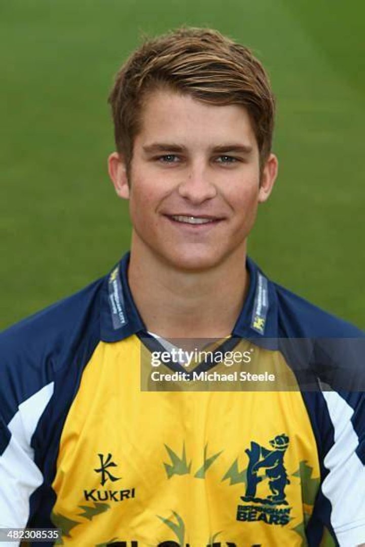 Sam Hain leads Warwickshire Bears to triumph over rivals Express & Star