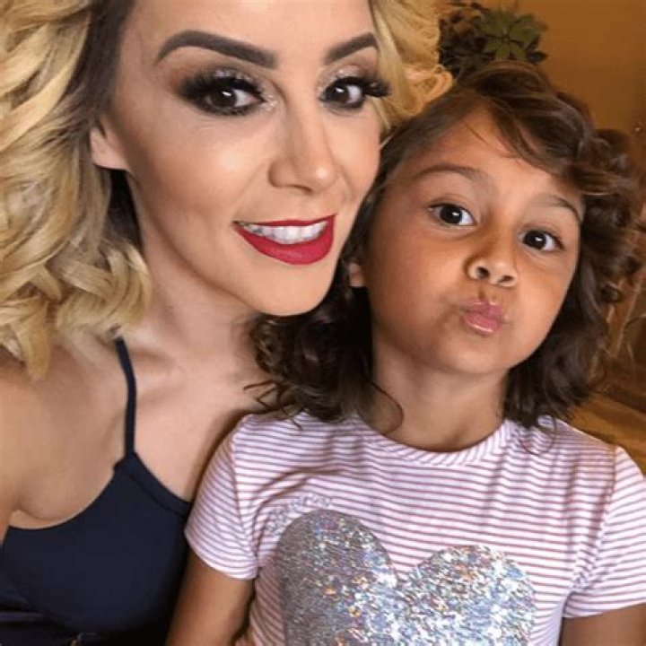 Samantha Chay Flores Rosie Rivera's Daughter
