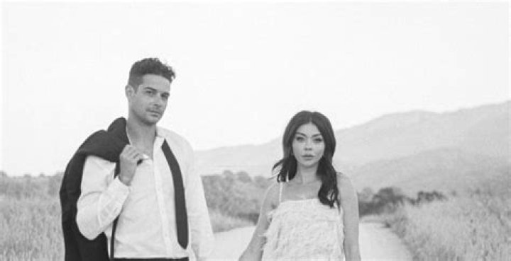 Sarah Hyland Archive Daily Dish