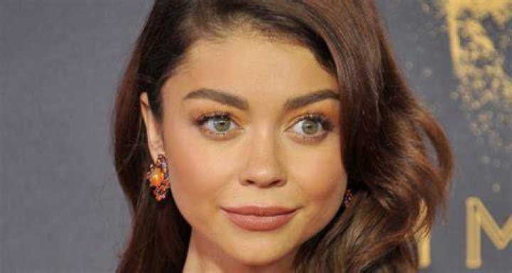 Sarah Hyland Says Her 'Modern Family' Character is Bisexual Photo