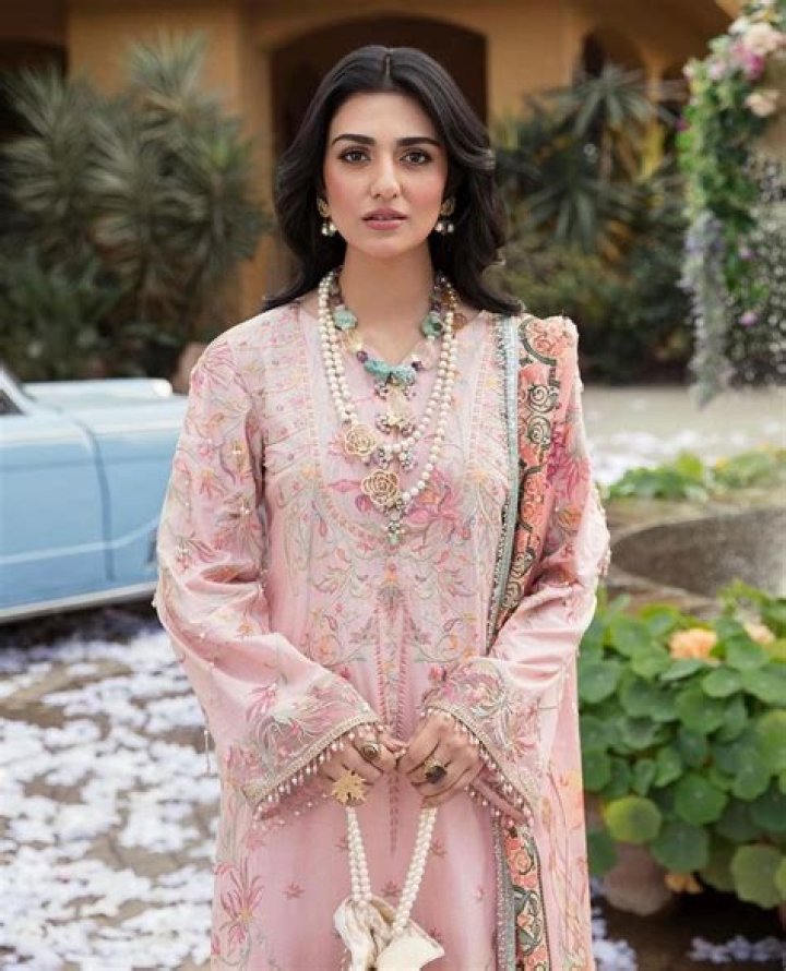 Sarah Khan Latest Photoshoot for Clothing Brand Pk