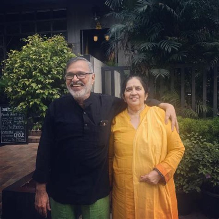 Sarang Sathaye ला कशी मिळाली फॉरेनची पाटलीण? Paula Mcglynn BE Rojgar
