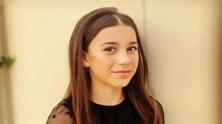 Scarlett Estevez Biography Age, Movies, Net Worth, Parents, TV Shows