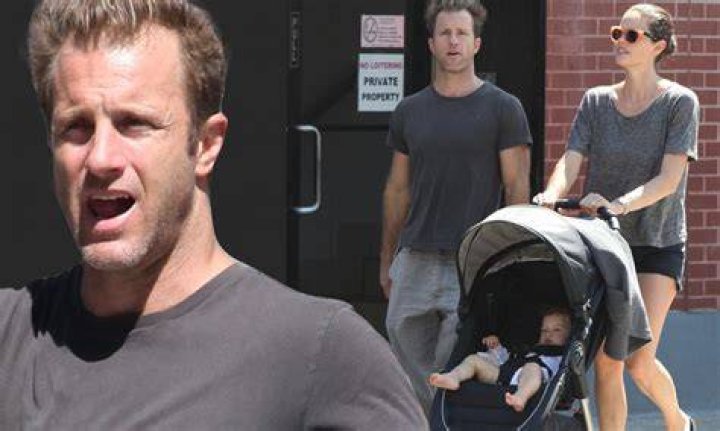 Scott Caan takes a stroll through New York with girlfriend Kacy Byxbee