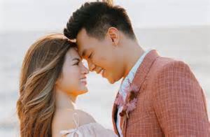 Scottie Thompson, wife tie the knot anew in beach ceremony Inquirer