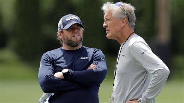Seahawks coach Pete Carroll gives passionate speech about voting