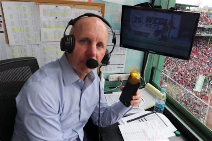 Sean McDonough to serve as ESPN's lead NHL playbyplay voice; Levy in