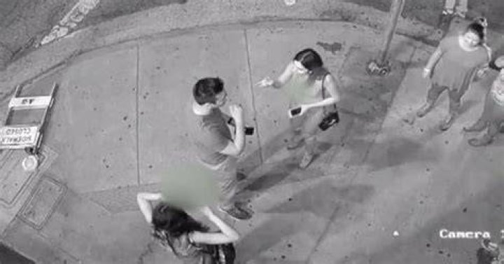 Security video outside clears USC student of rape r/news