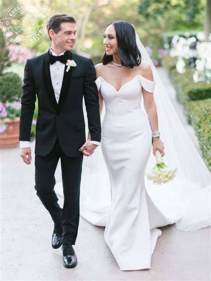 See Cheryl Burke and Matthew Lawrence's Stunning First Wedding Photo