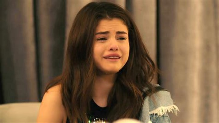 Selena Gomez Gets &ldquo;Triggered&rdquo; By Disney Child Star Past