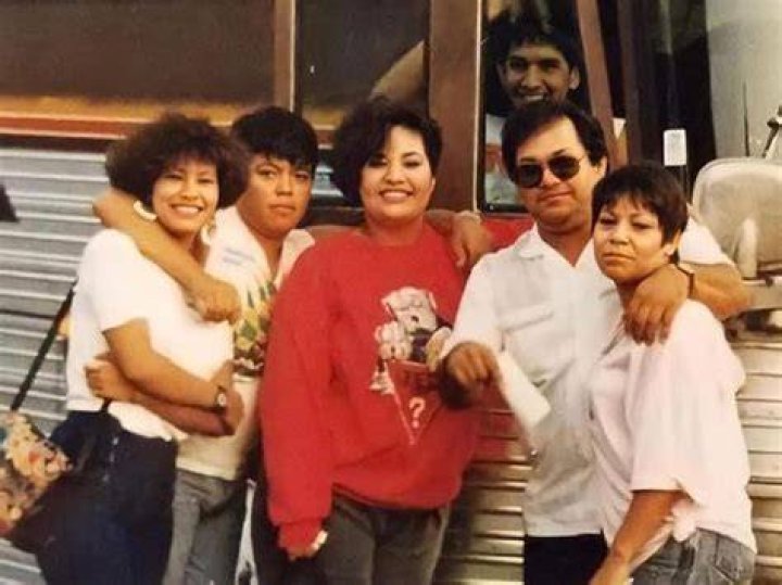 Selena Quintanilla Net Worth 2020 How Much Is She Worth Now StyleCaster