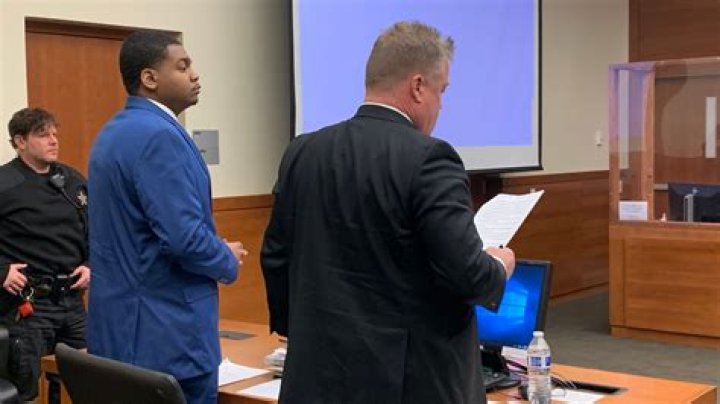 Self defense claimed in jury trial on shooting at Belle Starr strip