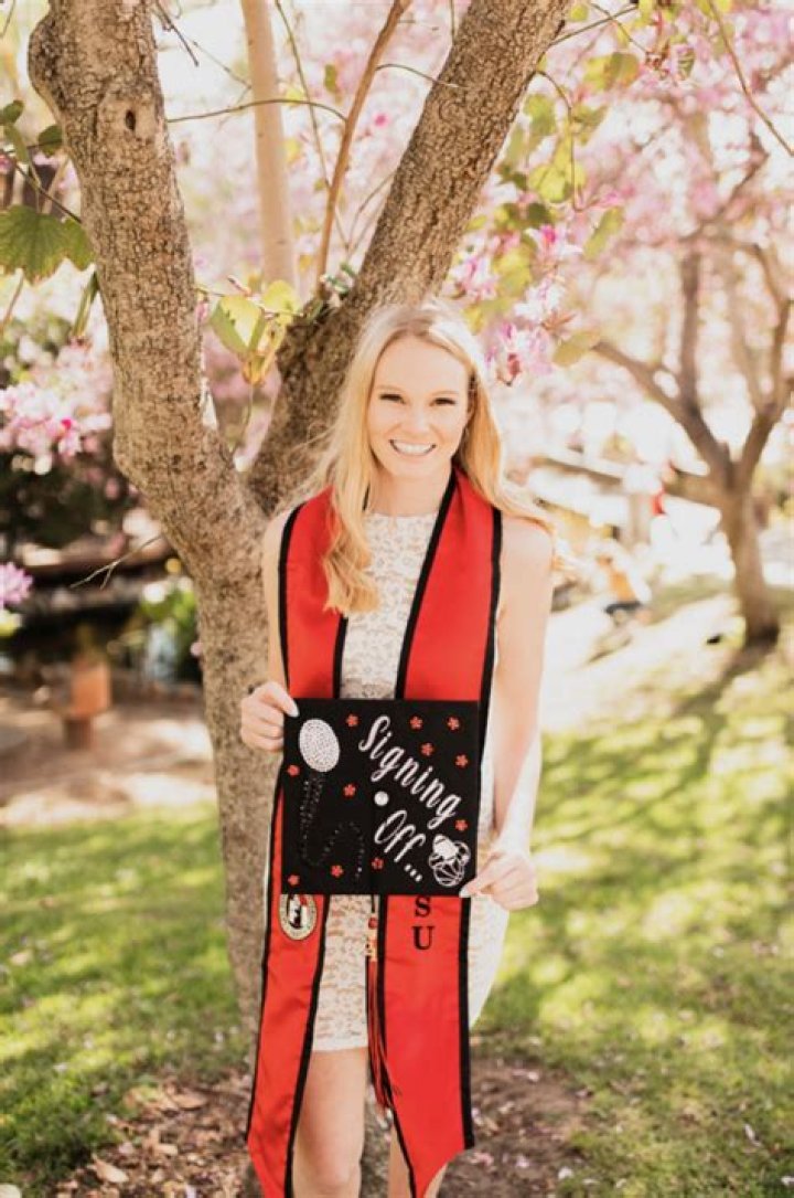 Senior Farewell Amber Salas The Daily Aztec