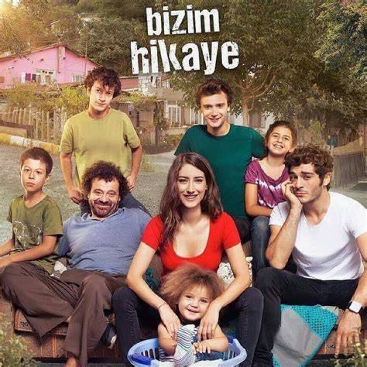 Serie Nuestra historia Hazal Kaya & Burak Deniz. Turkish actors, Kaya