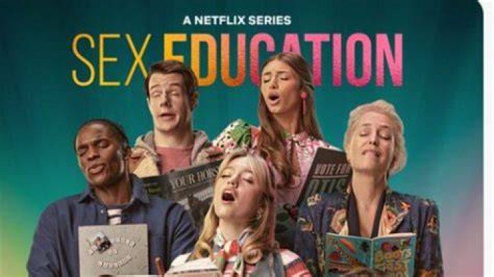 Sex Education's Tanya Reynolds Is Smashing Taboos & Calling Out Schools