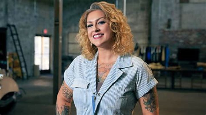 Sexy pics of danielle from american pickers American Pickers