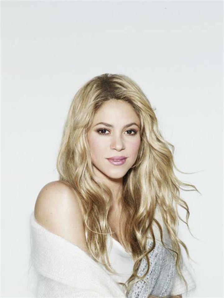 Shakira's Body Measurements Including Breasts, Height and Weight
