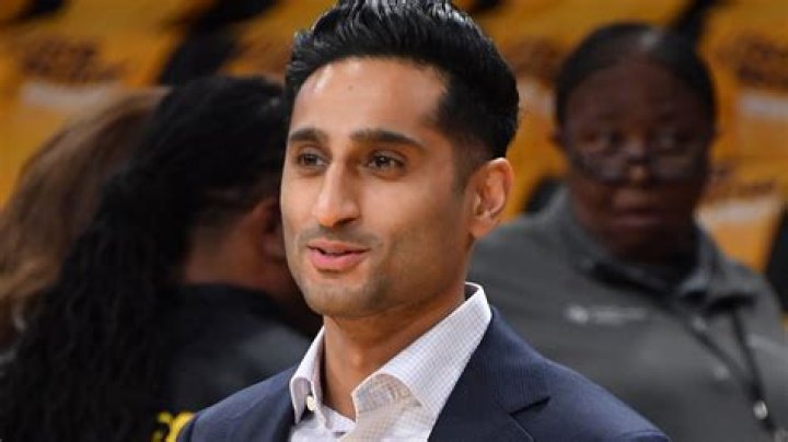 Shams Charania Height, Weight, Net Worth, Age, Birthday, Wikipedia, Who