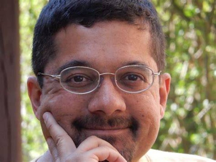 Shankar Vedantam Has a New NPR Podcast. But Really, It&rsquo;s a "Mini