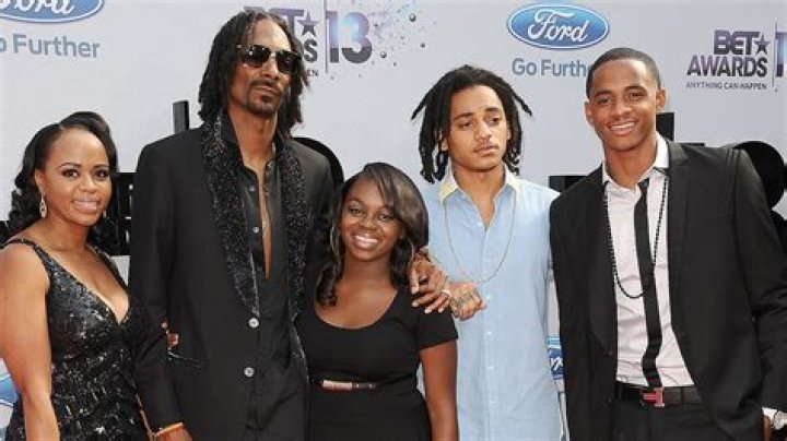 Shante Broadus Bio, Facts, Family Life of Snoop Dogg&rsquo;s Wife