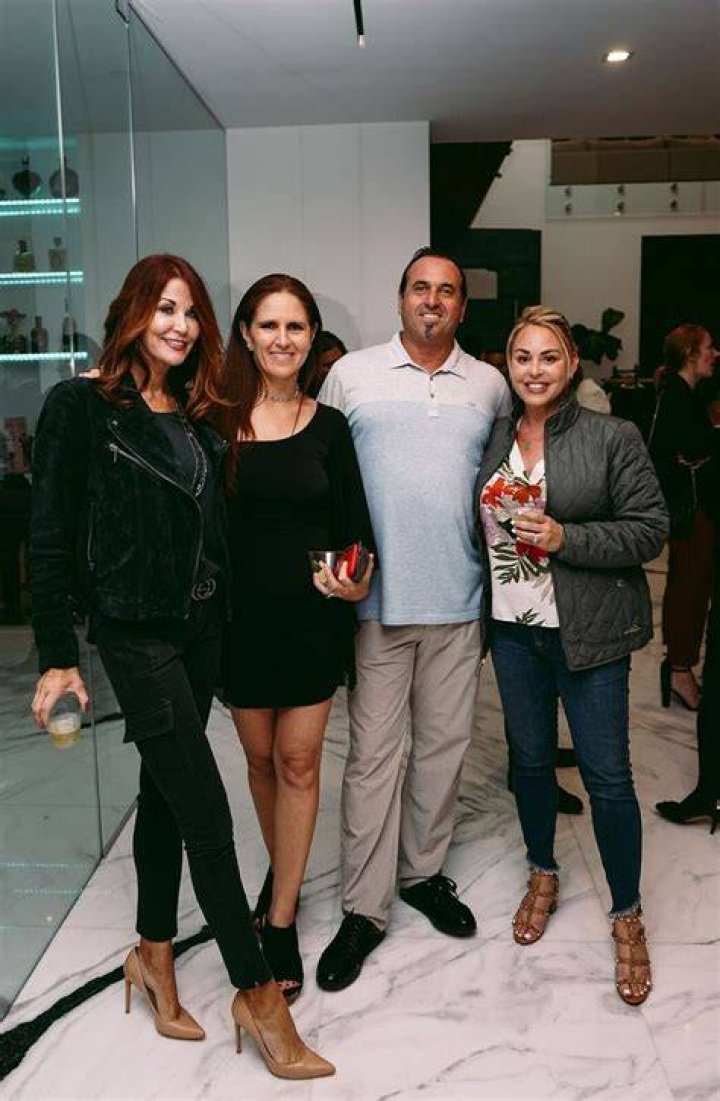 Sharon Umansky Benton Hosts VIP Twilight Open at 32012 Cape Point in