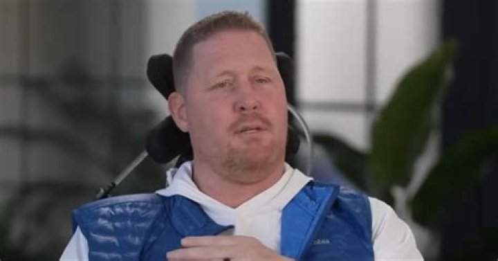 Shawn Bradley Net Worth October 2023, Salary, Age, Siblings, Bio