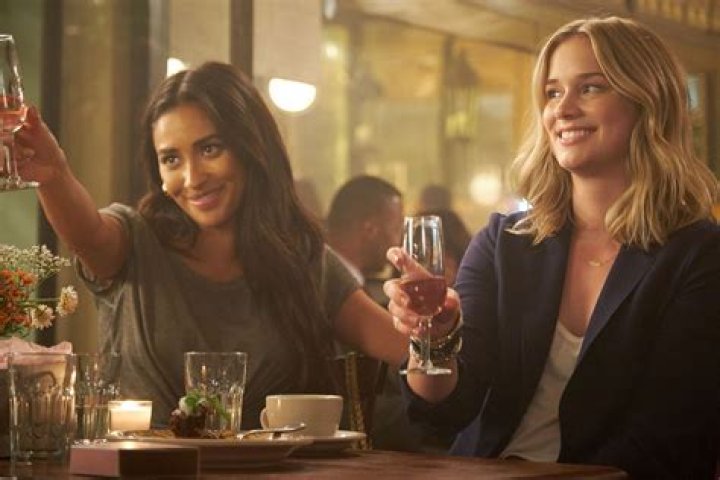 Shay Mitchell on You and Playing the Mean Girl Collider