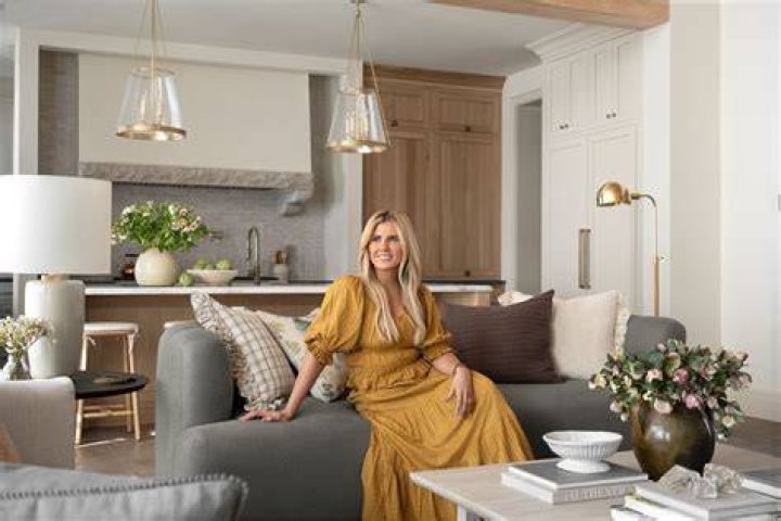 Shea McGee [Designer] Facts Wiki, Age, Family, Wedding, Husband, Kids