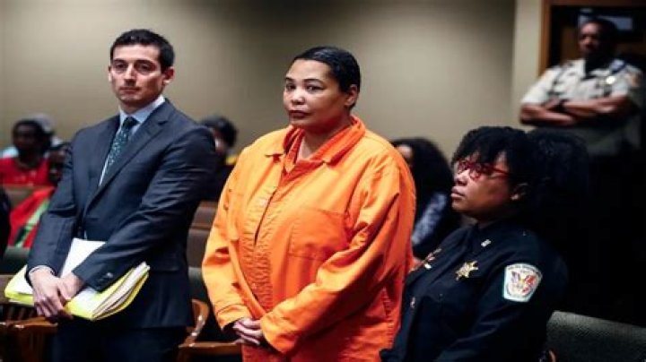 Sherra Wright due in California court today; Extradition expected