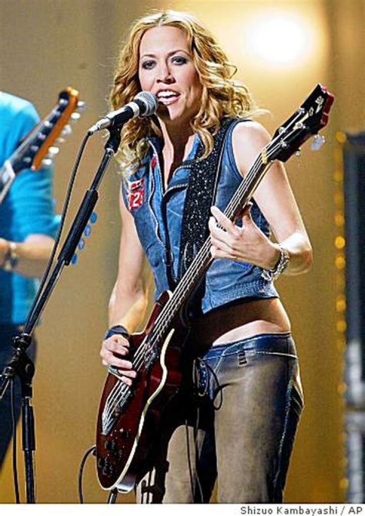 Sheryl Crow joins tribute to Guthrie, Steinbeck